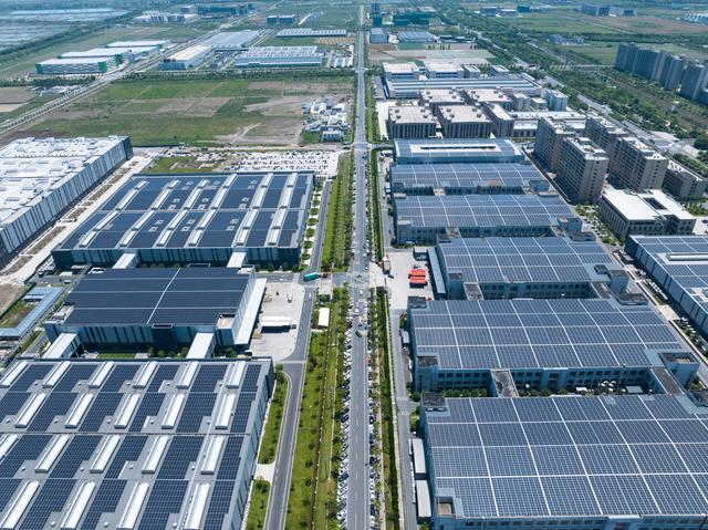 國家新型儲能試點示范項目東營并網(wǎng)投運，引領(lǐng)能源新篇章