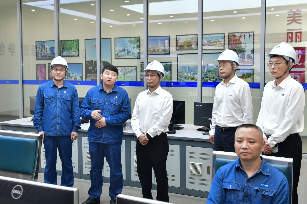 華電黨組書記、董事長江毅赴華電江蘇區(qū)域調(diào)研