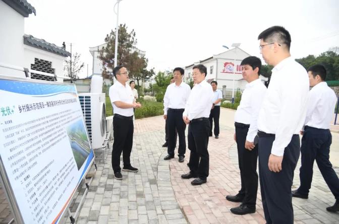 中國電氣裝備黨委書記、董事長李洪鳳赴陜西省麟游縣調(diào)研定點幫扶工作