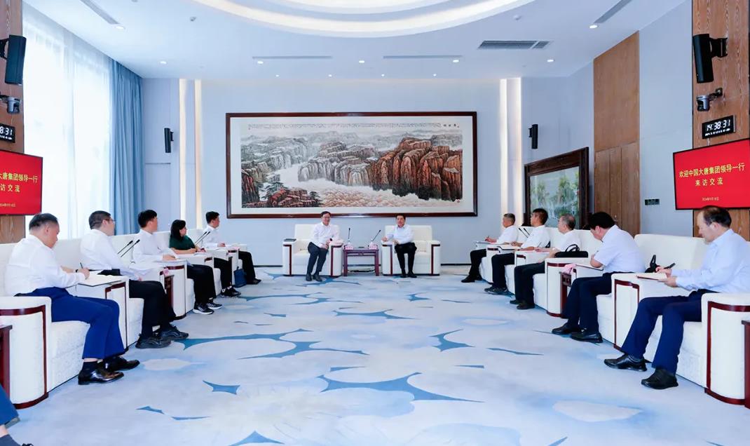 大唐集團黨組副書記、總經(jīng)理張傳江與陜煤集團黨委書記、董事長張文琪會談