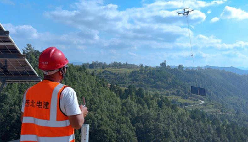 “飛”速前進(jìn)，無人機運輸助力西北電建洛南光伏項目建設(shè)