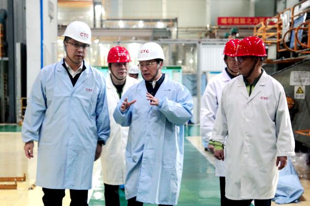 中國(guó)電氣裝備黨委書(shū)記、董事長(zhǎng)李洪鳳赴浙江盛達(dá)、恒馳電氣、西電常變、常州東智調(diào)研