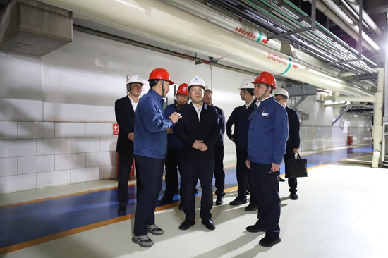 華能集團總經(jīng)理張文峰到華能青島港務(wù)、青島熱電調(diào)研