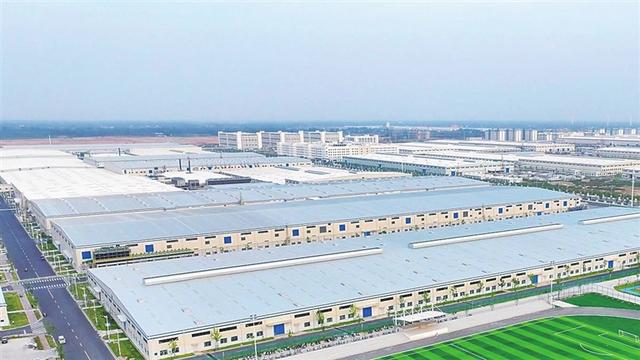 精彩“出?！保袊?guó)新能源汽車駛向全球