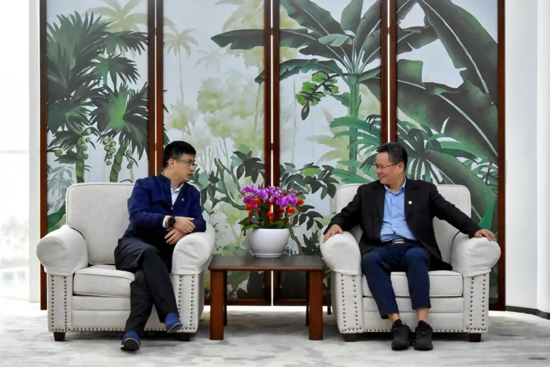 國電投海南公司黨委副書記、總經(jīng)理劉波濤拜訪大唐海南公司黨委書記、董事長王俊啟