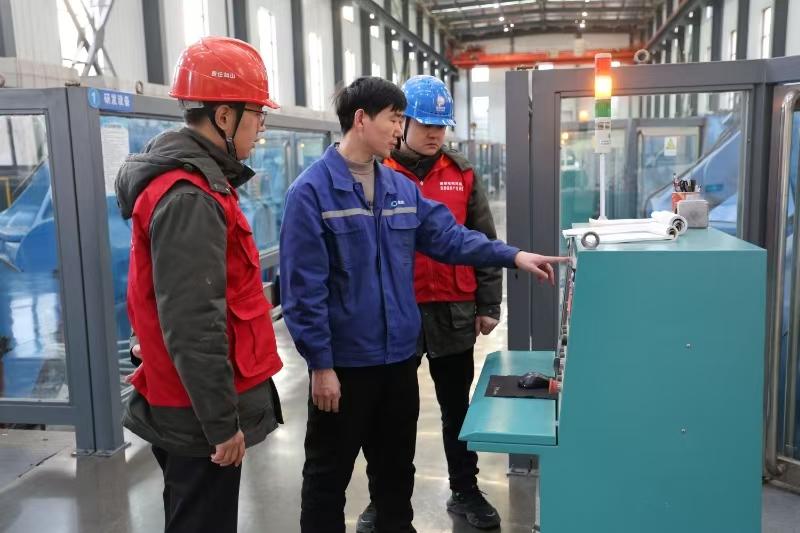 國網(wǎng)新安縣供電公司唱好服務曲,助企開好局