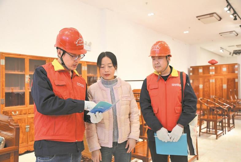 河北大城縣供電公司優(yōu)質服務助紅木產(chǎn)業(yè)集群式發(fā)展