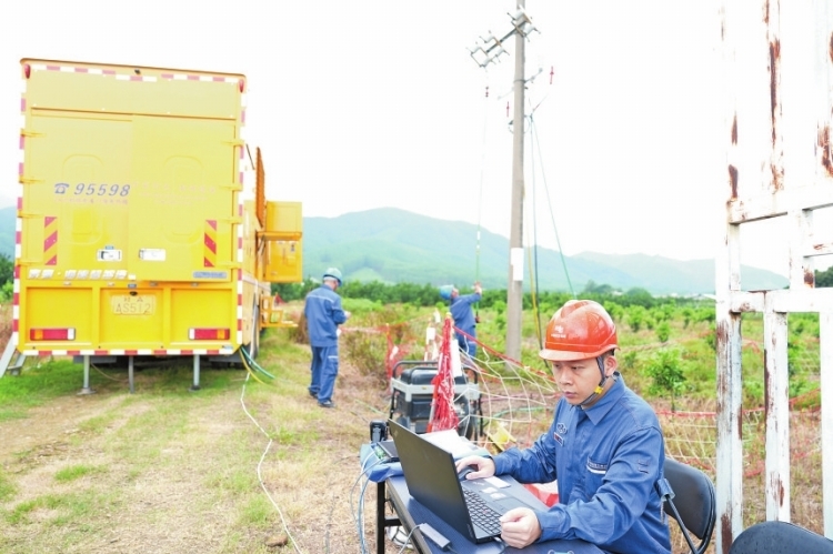 廣西賓陽(yáng)完成智能微電網(wǎng)組網(wǎng)實(shí)驗(yàn)