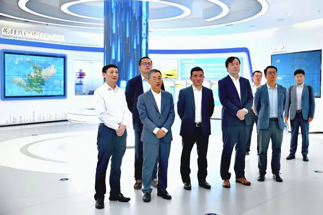 黃河公司黨委書記、董事長姚小彥會見華為董事、華為數(shù)字能源總裁侯金龍