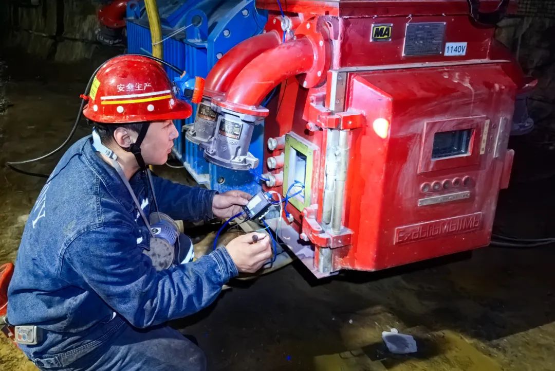 國能烏海能源路天礦業(yè)公司完成綜掘機(jī)遠(yuǎn)程數(shù)控監(jiān)測系統(tǒng)改造